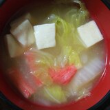 高野豆腐とカニカマと白菜のお味噌汁